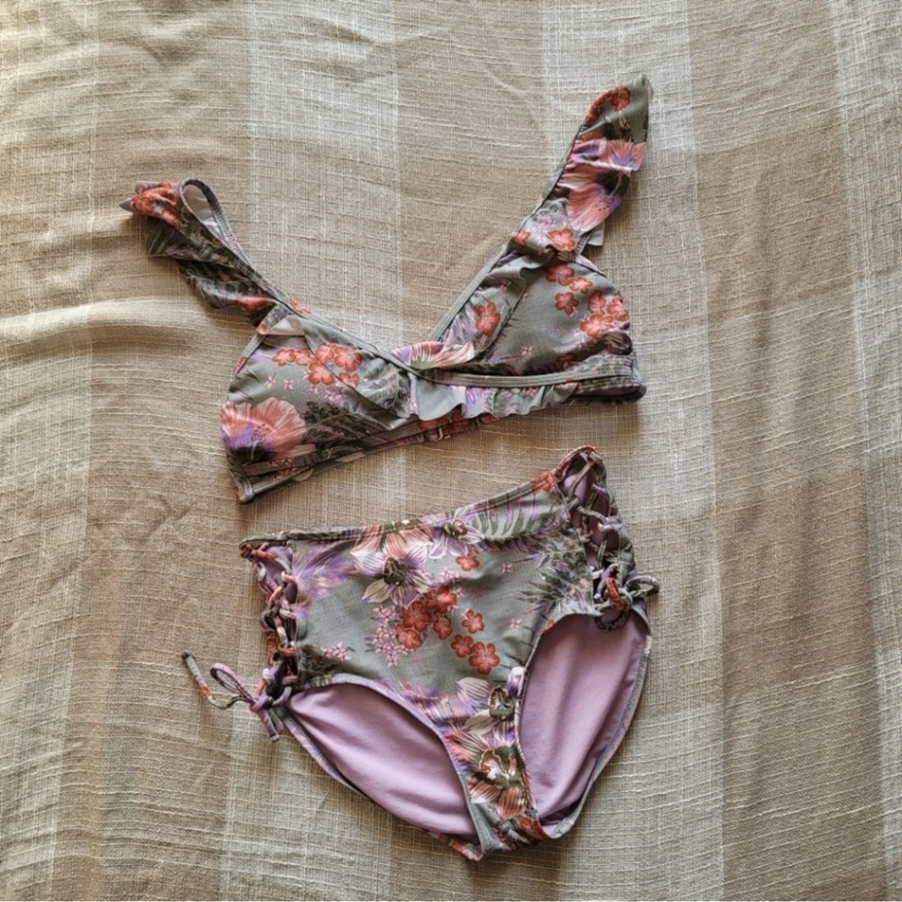 EUC High Waisted Ruffled Bikini Set
